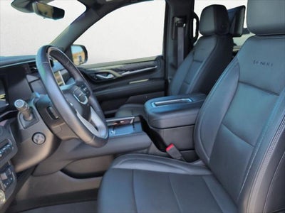 2023 GMC Yukon 4WD Denali