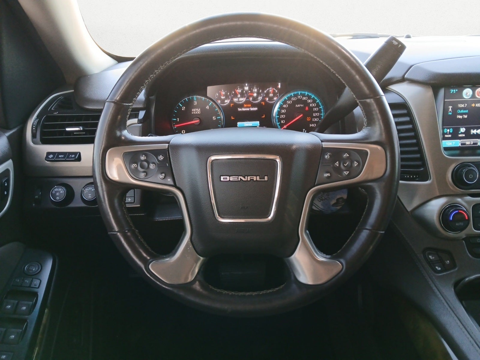 2017 GMC Yukon XL Denali