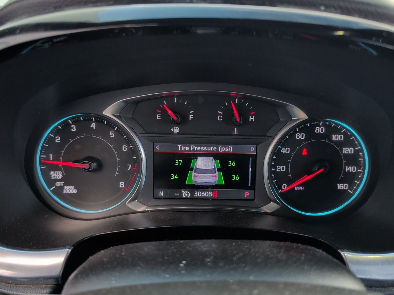 2023 Chevrolet Traverse FWD LT Cloth