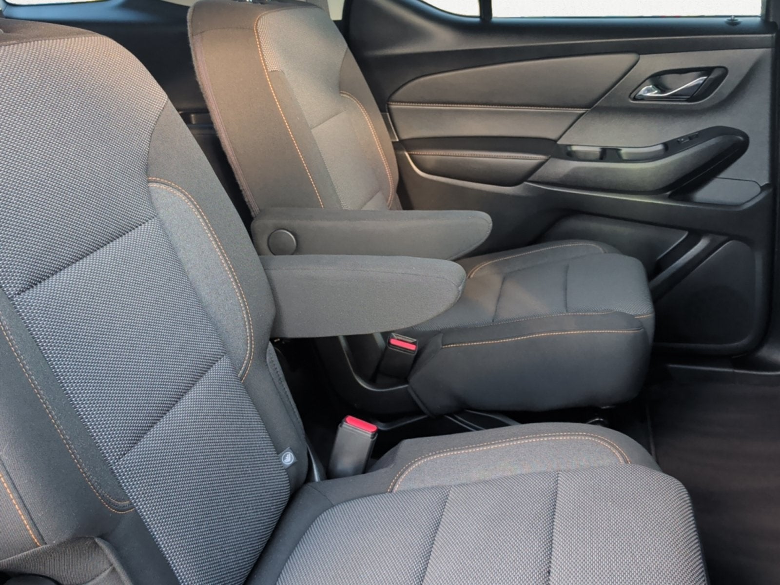 2020 Chevrolet Traverse FWD LT Cloth
