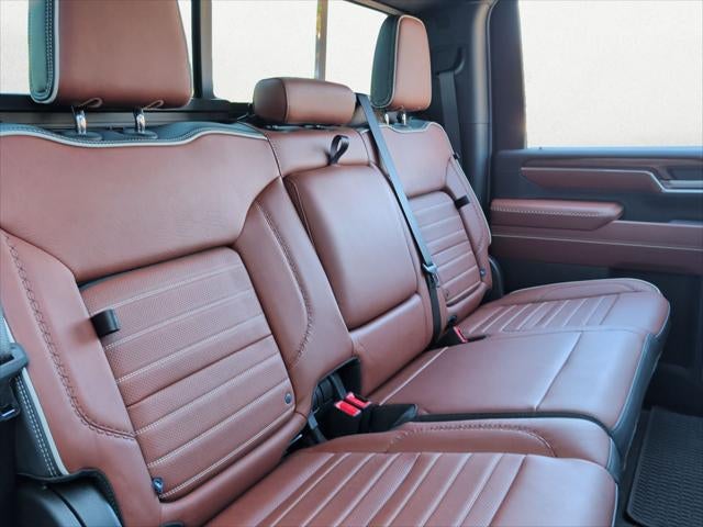 2025 GMC Sierra 2500HD 4WD Crew Cab Standard Bed Denali Ultimate