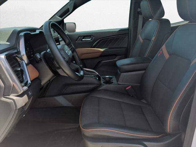 2025 GMC Canyon 4WD AT4