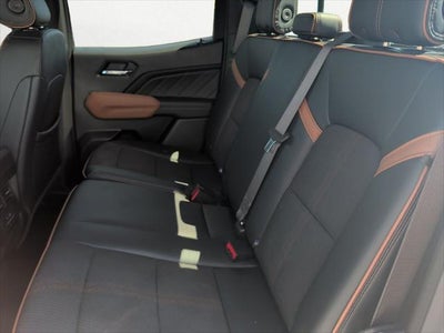 2025 GMC Canyon 4WD AT4