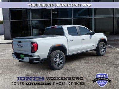2025 GMC Canyon 4WD AT4