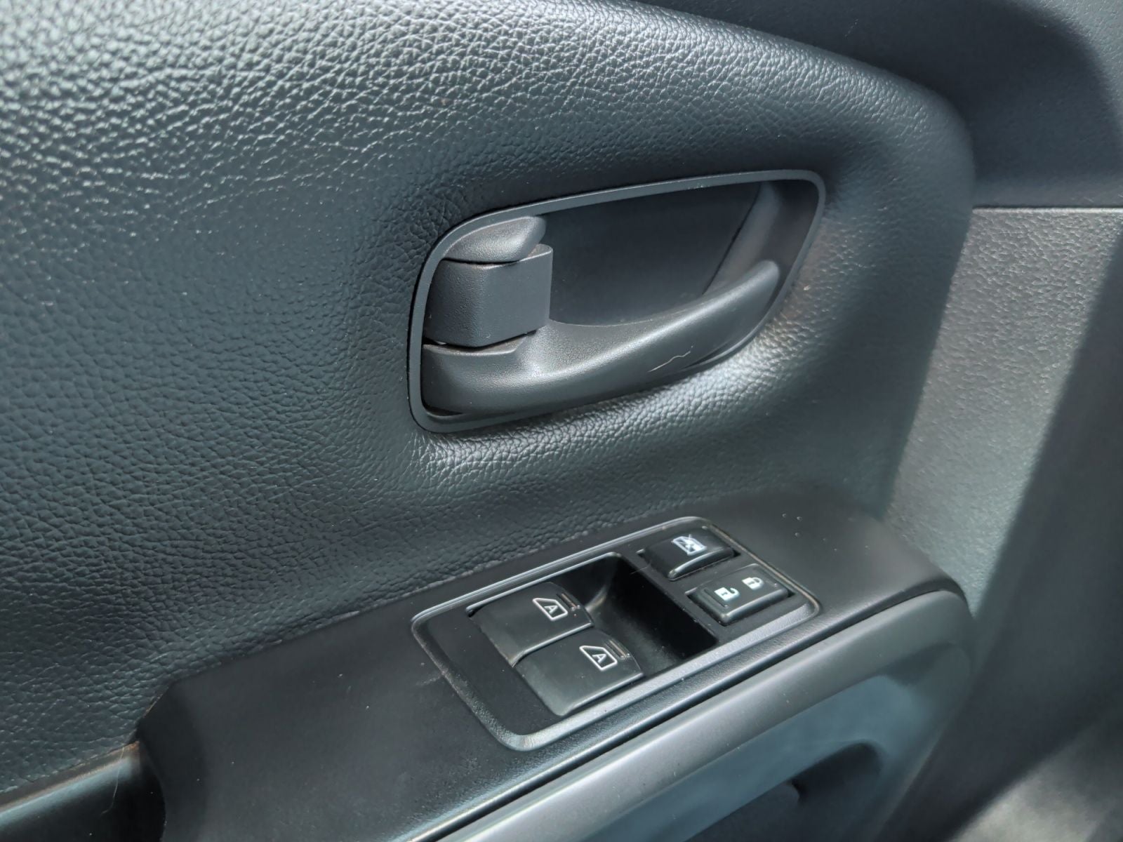 2021 Nissan TITAN King Cab S 4x4