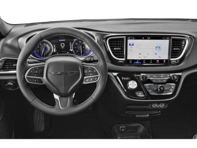 2025 Chrysler Voyager LX