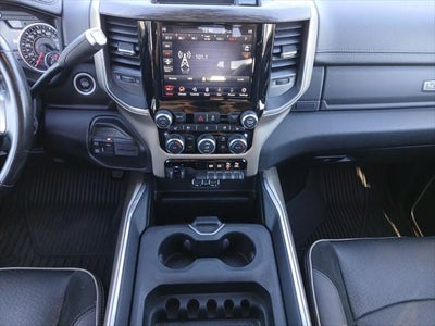 2021 RAM 3500 Laramie Crew Cab 4x4 8' Box