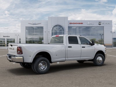 2025 RAM Ram 3500 RAM 3500 TRADESMAN CREW CAB 4X2 8' BOX
