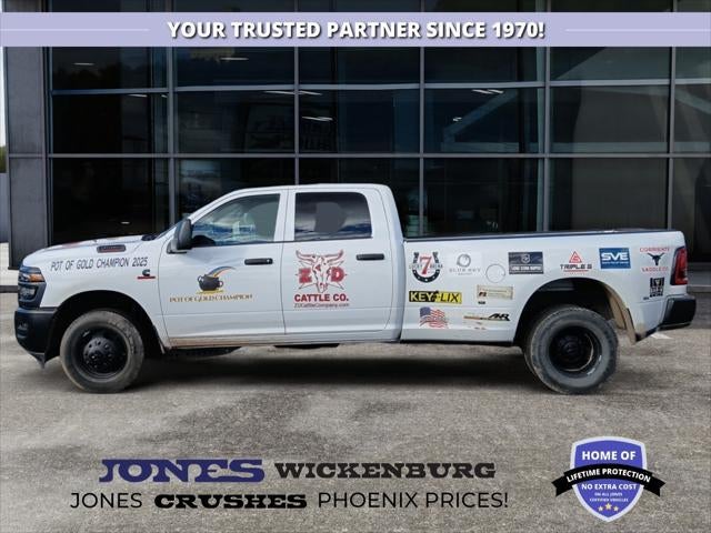 2025 RAM 3500 Tradesman Crew Cab 4x2 8' Box