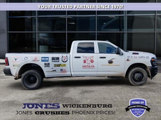 2025 RAM 3500 Tradesman Crew Cab 4x2 8' Box
