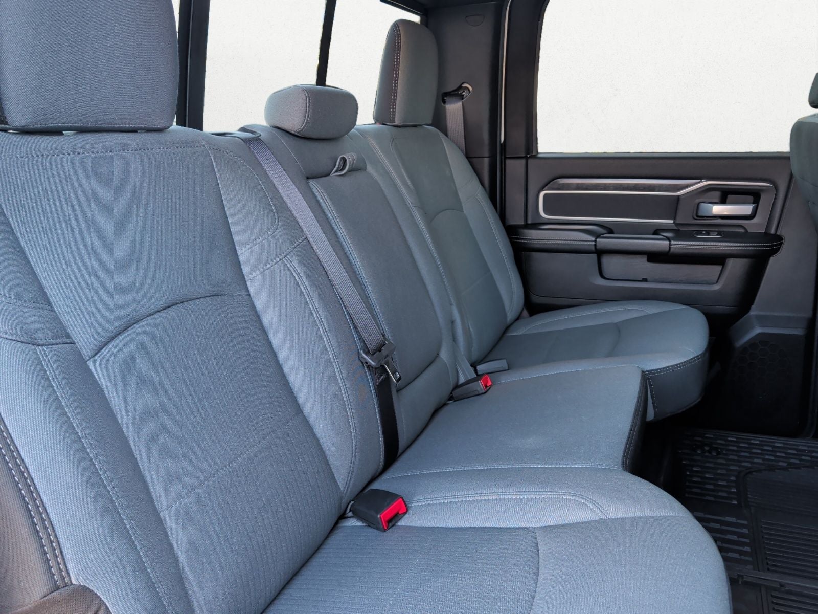 2024 RAM 3500 Big Horn Crew Cab 4x4 8' Box