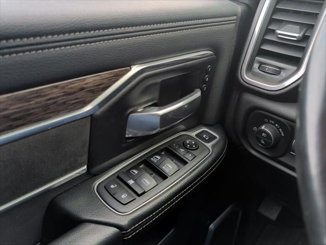 2021 RAM 3500 Laramie Crew Cab 4x4 8' Box
