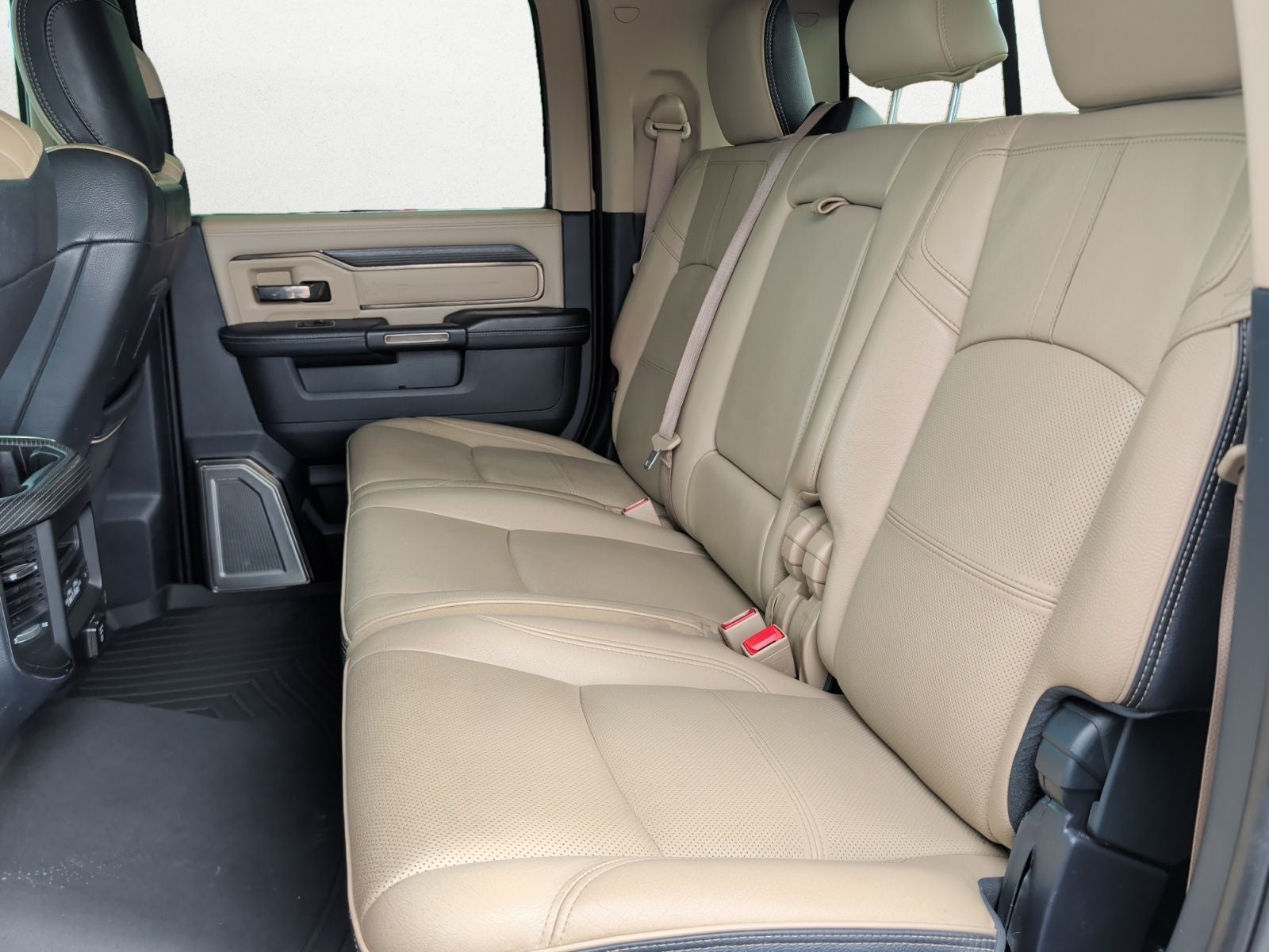 2021 RAM 3500 Limited Mega Cab 4x4 6'4' Box
