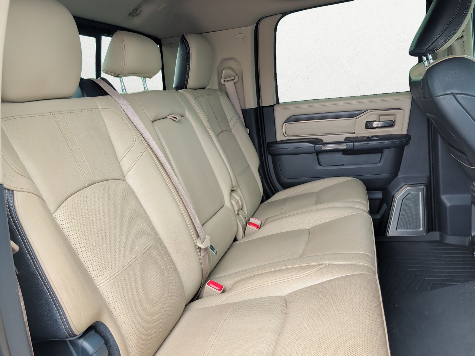 2021 RAM 3500 Limited Mega Cab 4x4 6'4' Box