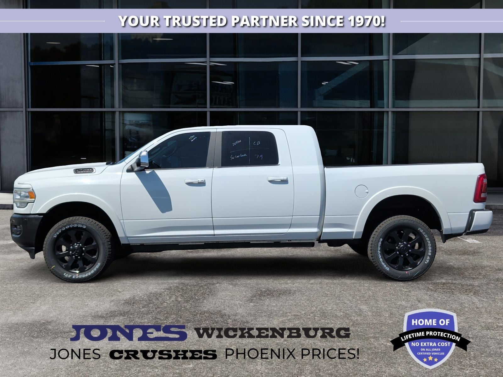 2022 RAM 2500 Laramie Mega Cab 4x4 6'4' Box