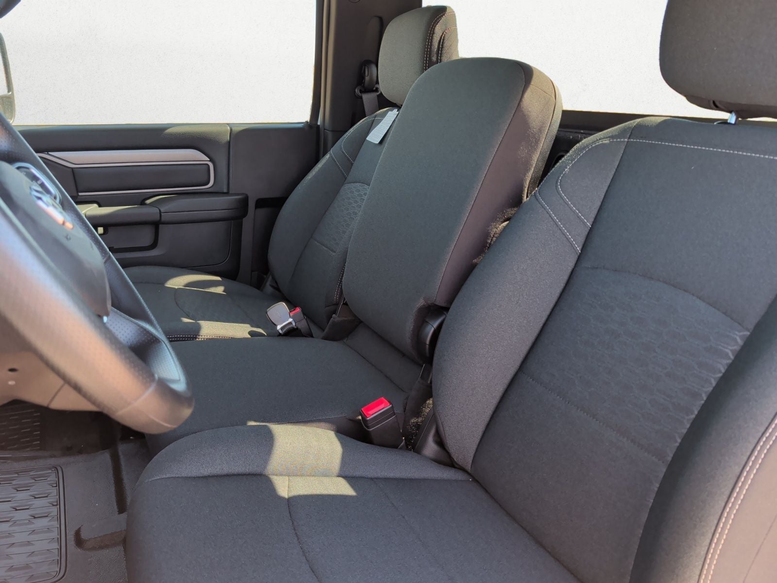 2025 RAM Ram 5500 Chassis Cab RAM 5500 TRADESMAN CHASSIS REGULAR CAB 4X2 84' CA