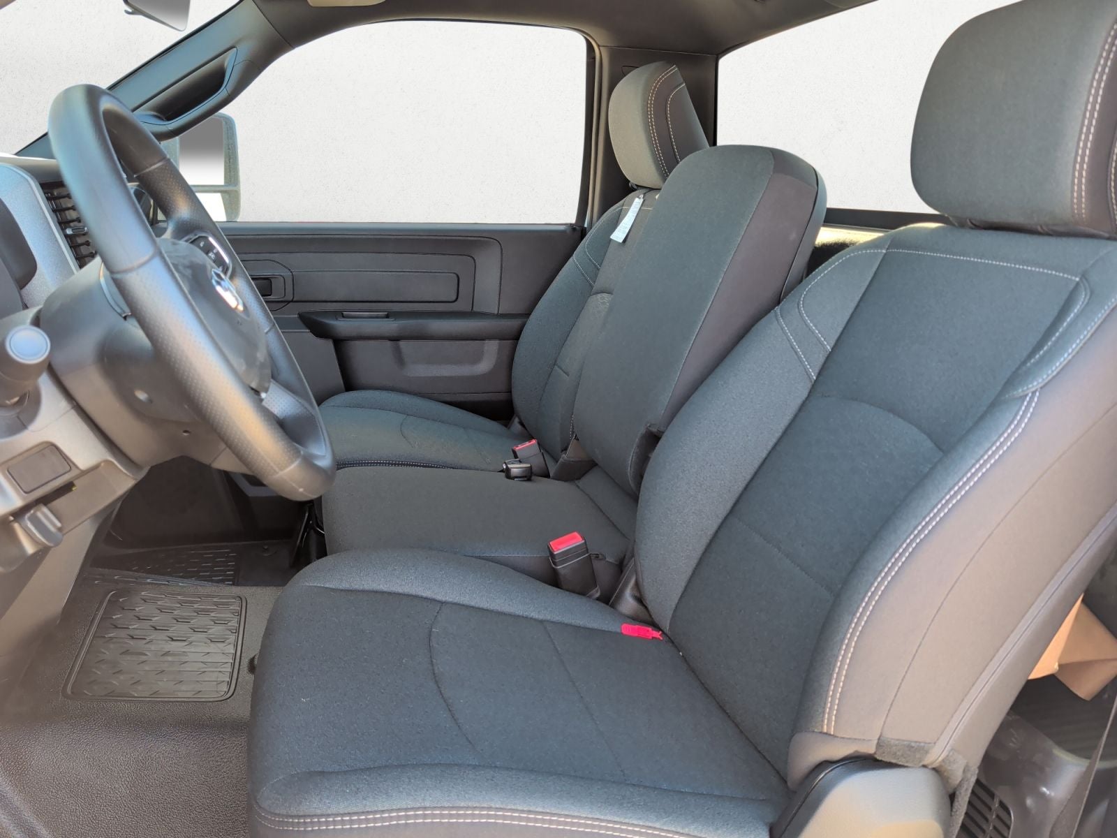 2025 RAM Ram 5500 Chassis Cab RAM 5500 TRADESMAN CHASSIS REGULAR CAB 4X2 120' CA