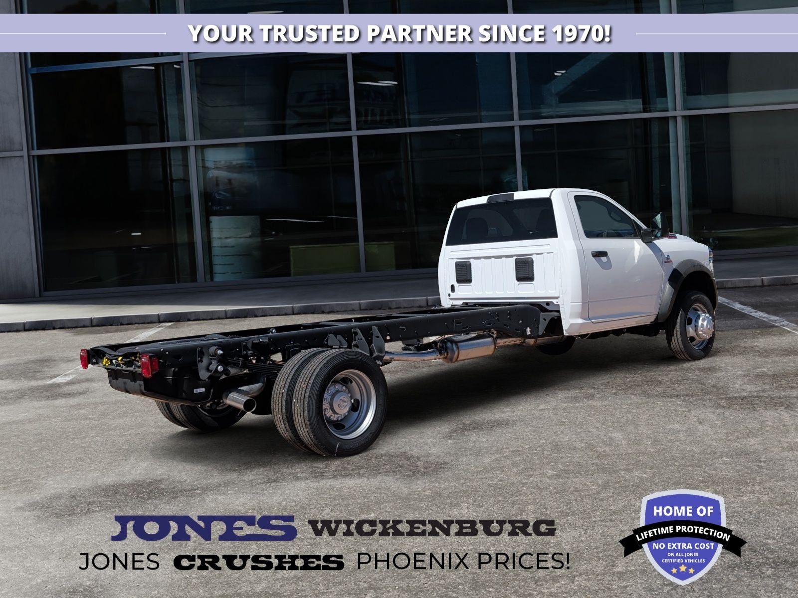 2025 RAM Ram 5500 Chassis Cab RAM 5500 TRADESMAN CHASSIS REGULAR CAB 4X2 120' CA