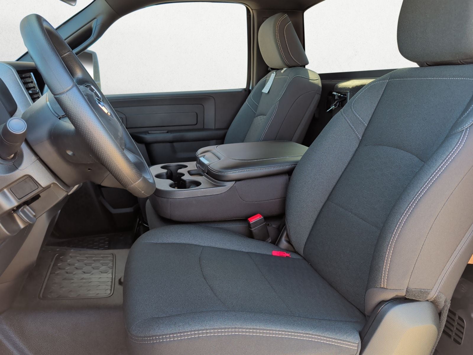 2025 RAM Ram 5500 Chassis Cab RAM 5500 TRADESMAN CHASSIS REGULAR CAB 4X2 120' CA