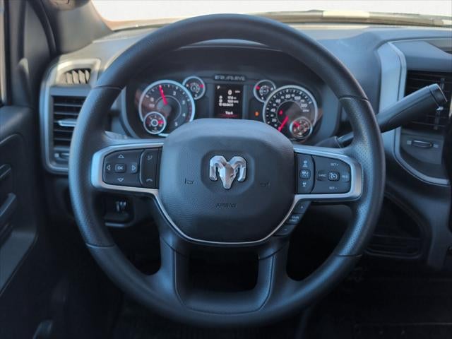 2025 RAM Ram 5500 Chassis Cab RAM 5500 TRADESMAN CHASSIS REGULAR CAB 4X2 120' CA