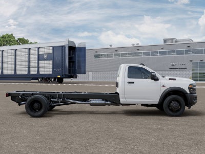 2027 RAM Ram 5500 Chassis Cab RAM 5500 TRADESMAN CHASSIS REGULAR CAB 4X2 120' CA