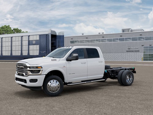 2027 RAM Ram 5500 Chassis Cab RAM 5500 BIG HORN CHASSIS CREW CAB 4X4 60' CA