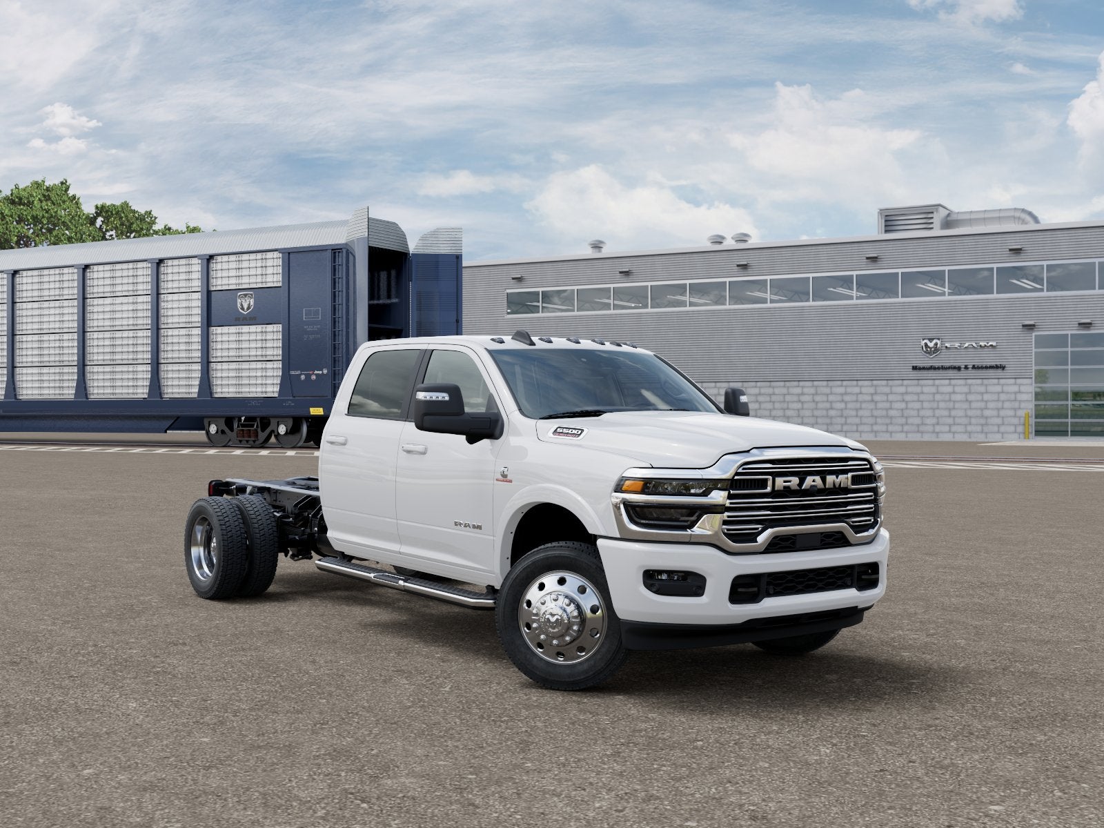 2027 RAM Ram 5500 Chassis Cab RAM 5500 BIG HORN CHASSIS CREW CAB 4X4 60' CA