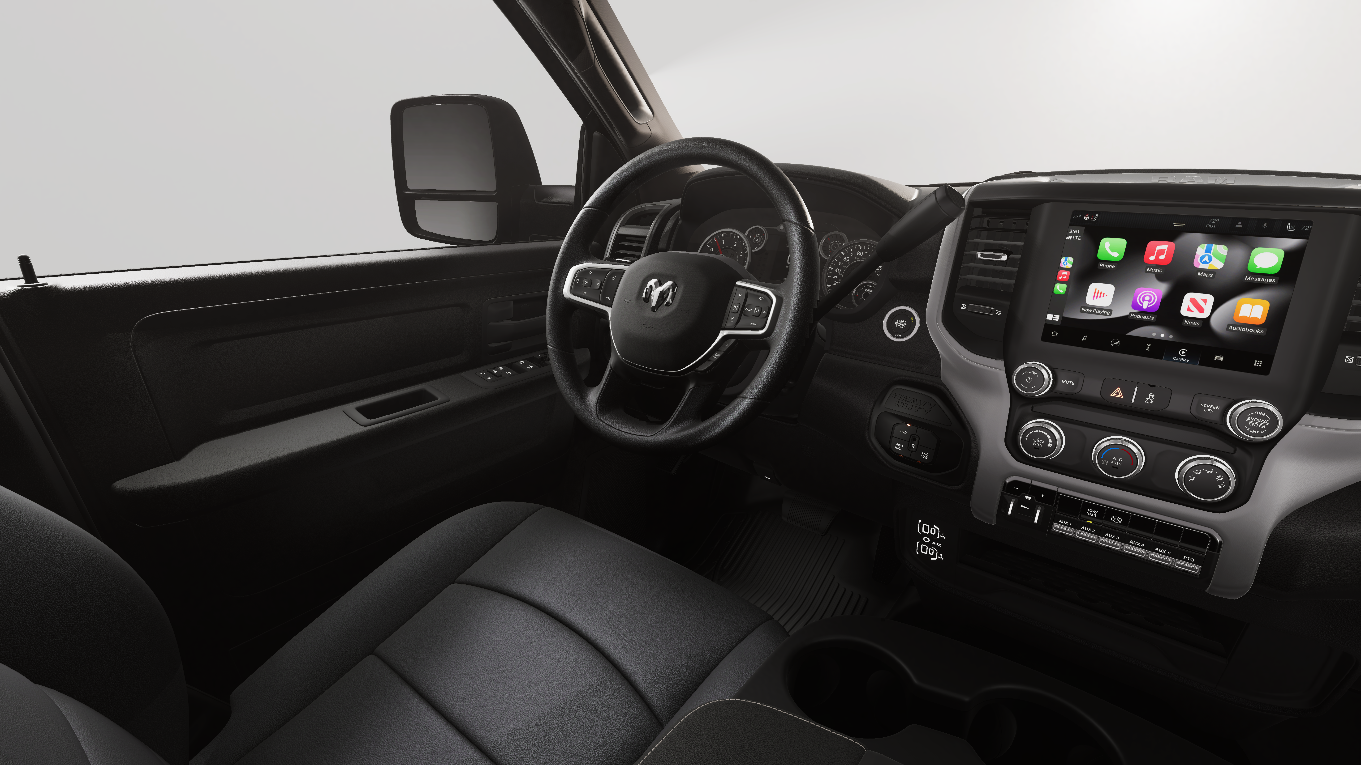 2026 RAM Ram 5500 Chassis Cab RAM 5500 TRADESMAN CHASSIS CREW CAB 4X4 60' CA