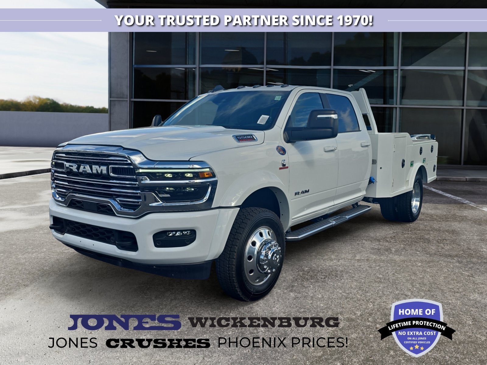2026 RAM Ram 5500 Chassis Cab RAM 5500 BIG HORN CHASSIS CREW CAB 4X4 60' CA