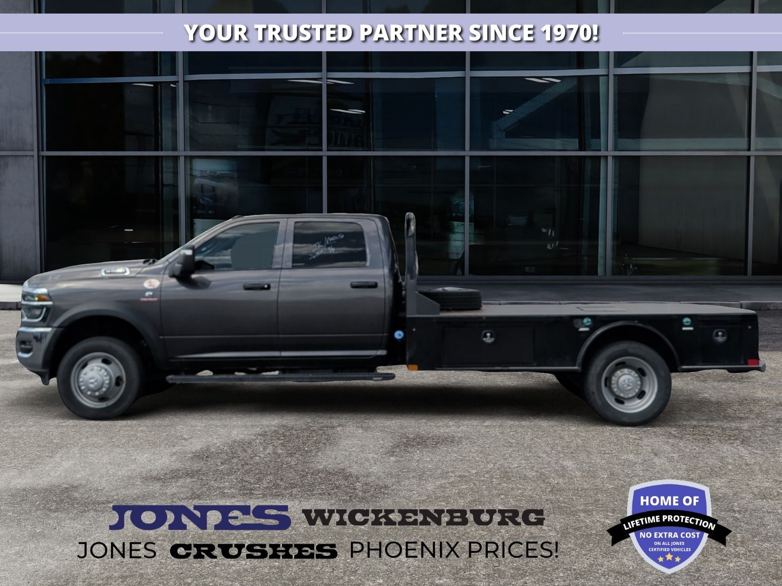2025 RAM 5500 Chassis Tradesman/Big Horn