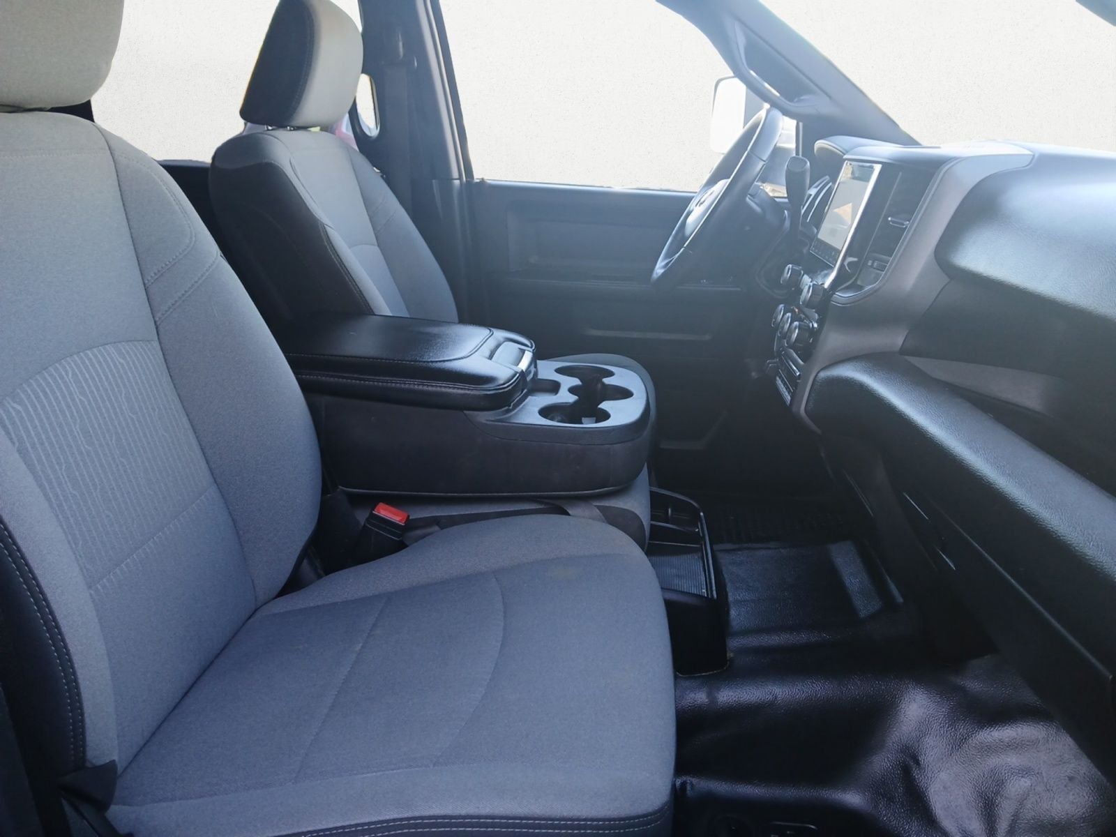 2022 RAM 3500 Chassis Tradesman/SLT/Laramie/Limited