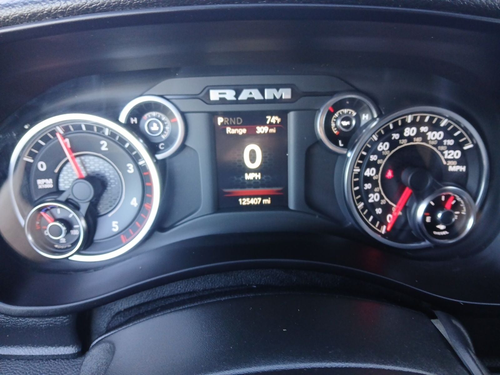 2022 RAM 3500 Chassis Tradesman/SLT/Laramie/Limited