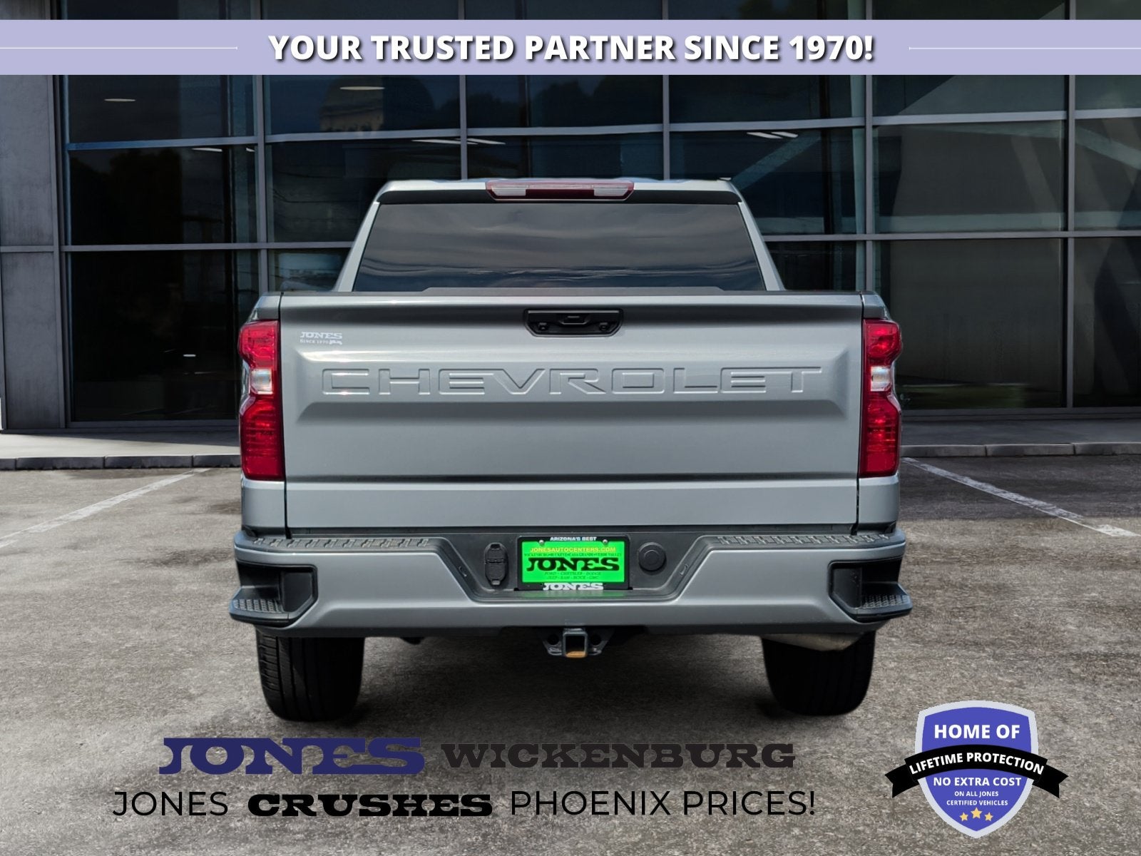 2023 Chevrolet Silverado 1500 2WD Crew Cab Short Bed Custom