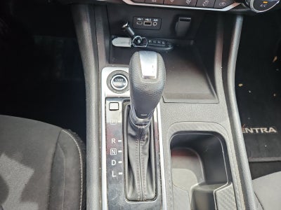 2022 Nissan Sentra SV Xtronic CVT