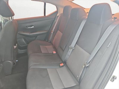 2022 Nissan Sentra SV Xtronic CVT