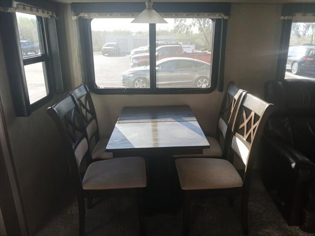 2018 Keystone Outback Base