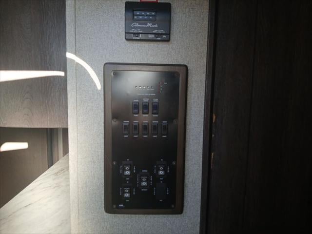 2018 Keystone Outback Base