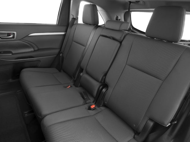2016 Toyota Highlander LE V6