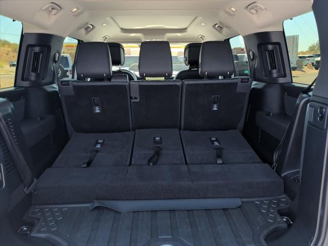 2023 Land Rover Defender 130 SE