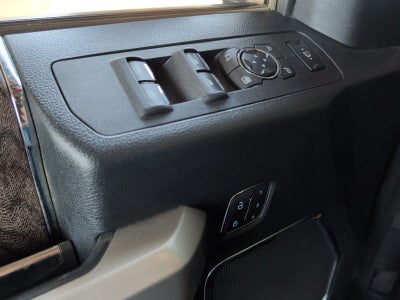 2019 Ford F-350SD Lariat DRW