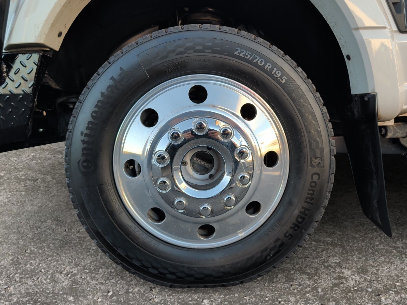 2024 Ford F-450SD Lariat DRW