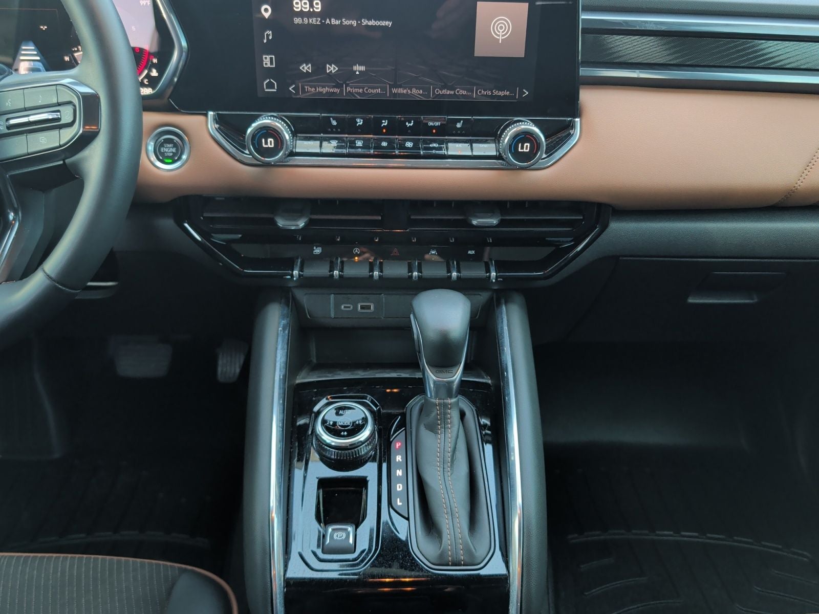 2025 GMC Canyon AT4