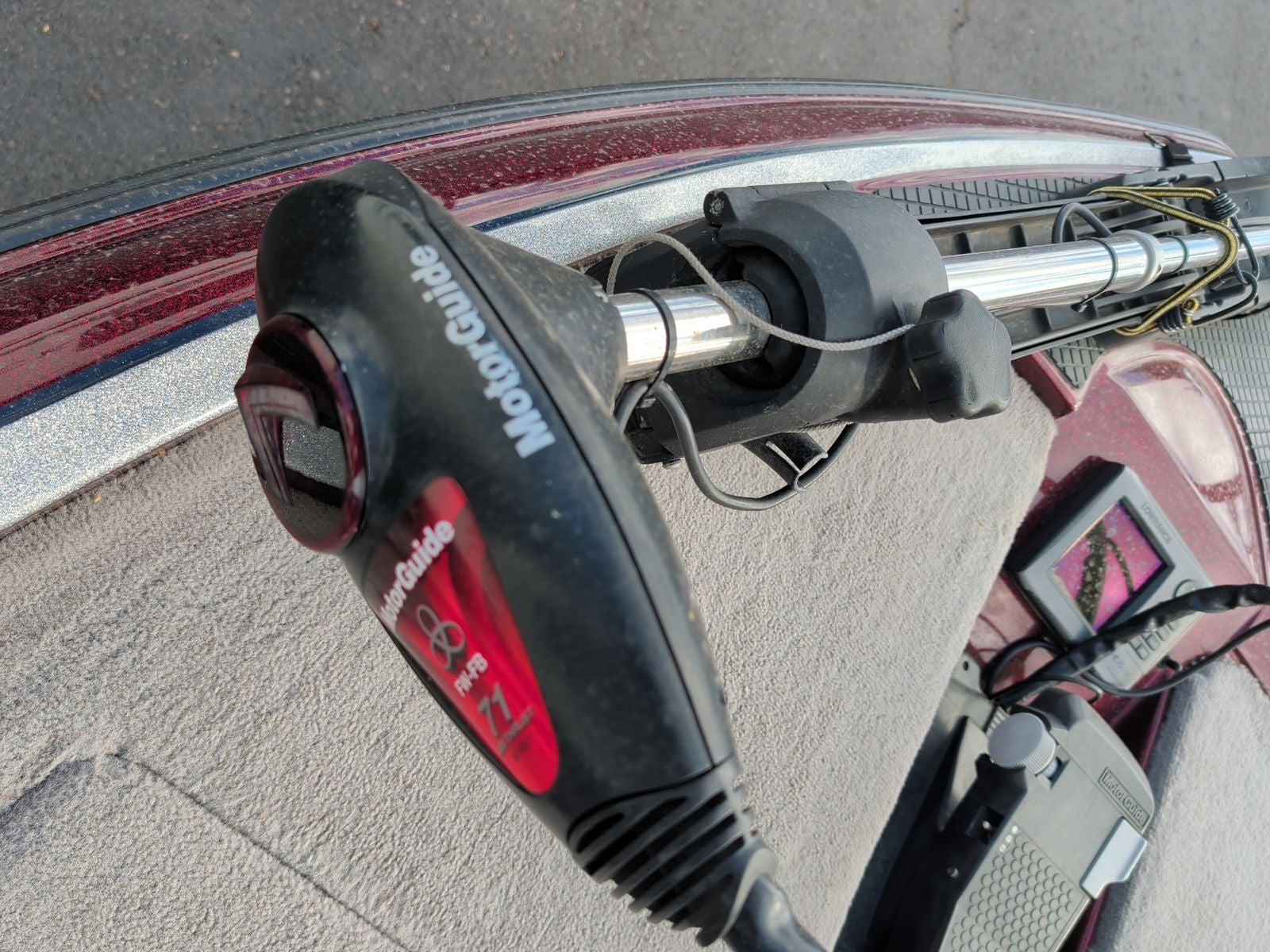 2009 Triton Explorer Bass Boat