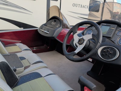 2009 Triton Explorer Bass Boat