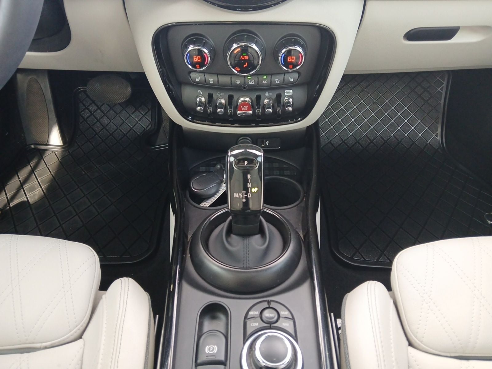 2024 MINI Cooper S Clubman Signature