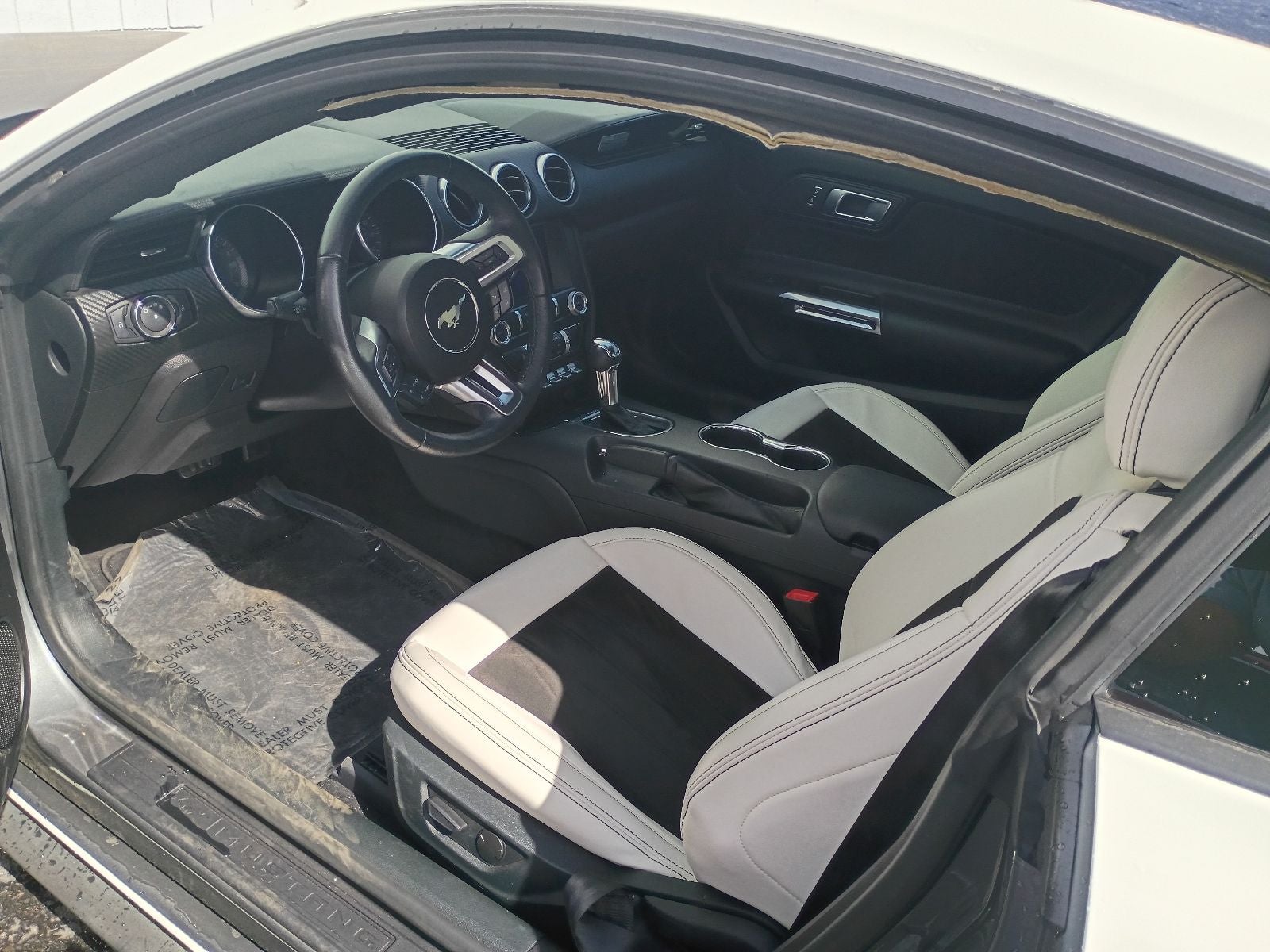 2022 Ford Mustang EcoBoost