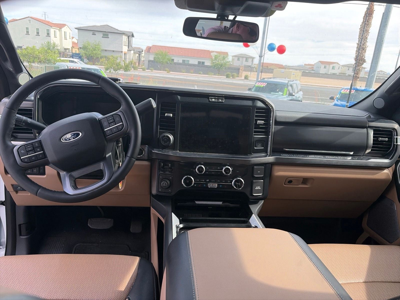 2025 Ford F-350SD Lariat