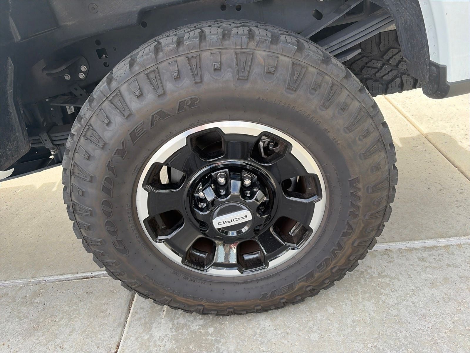 2025 Ford F-350SD Lariat