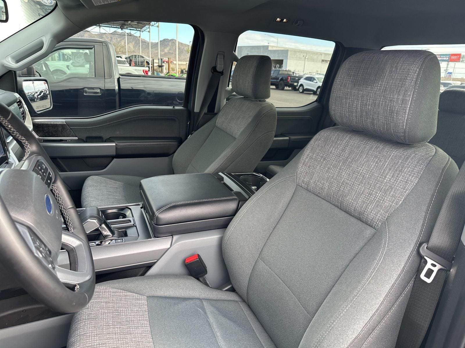 2023 Ford F-150 Lightning XLT