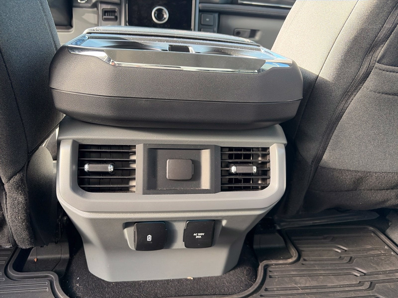 2024 Ford F-150 Lightning Flash